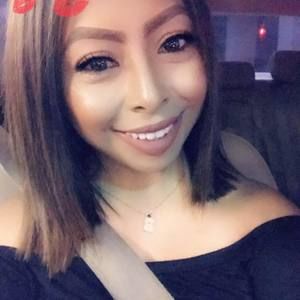 Meet your Posher, Esperanza